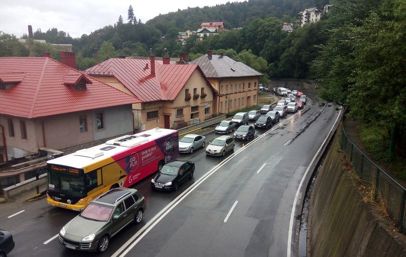 Minivacanța de 1 Mai, la final. 60.000 de turiști se mută în trafic! Accident în lanț pe Autostrada Soarelui