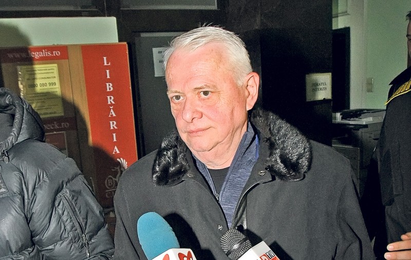 Viorel Hrebenciuc s-a «topit» în spatele gratiilor