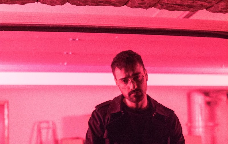 Liviu Teodorescu își mărturisește greșelile în noul single „Lista de păcate”