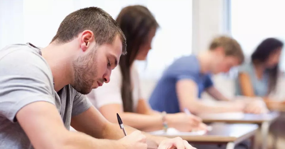 Subiectele simulare la Română la BAC 2022
