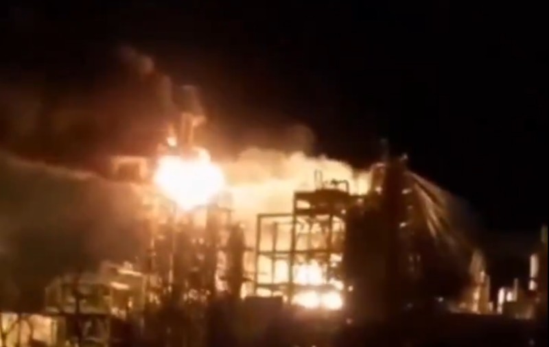 Incendiu la o rafinărie de petrol din Rostov, după un atac al Ucrainei cu rachete și drone