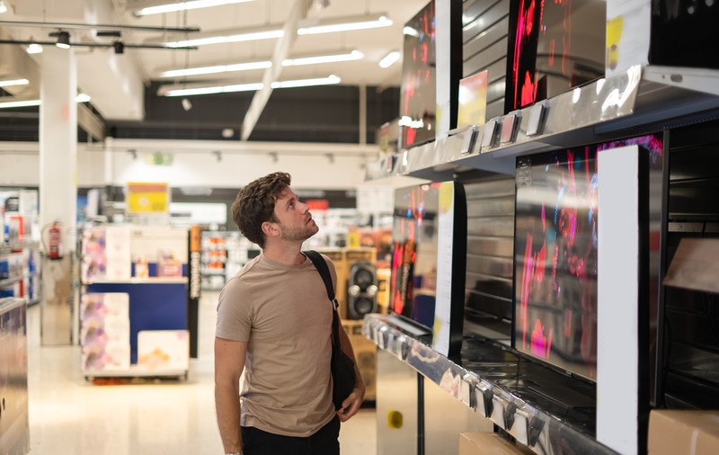 Televizoare Smart 4K ieftine de Black Friday 2024