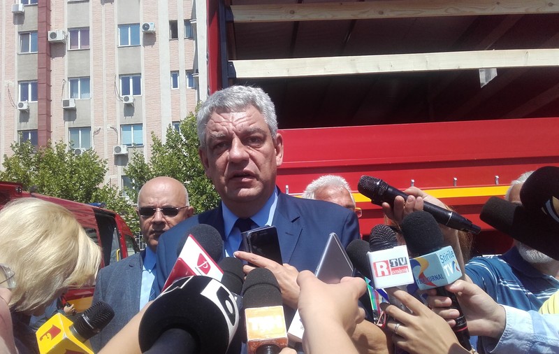 Premierul Tudose îi critică dur pe părinții care nu își vaccinează copiii: Îi condamnă la moarte, nu se mai poate vorbi despre drepturi părintești