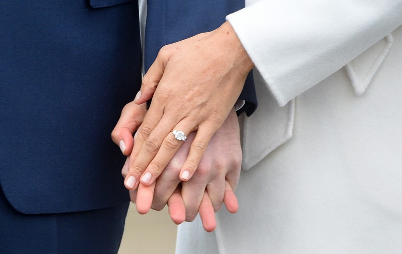 FOTO | Prințul Harry a făcut designul inelului de logodnă a lui Meghan Markle. Care este legătura cu prințesa Diana