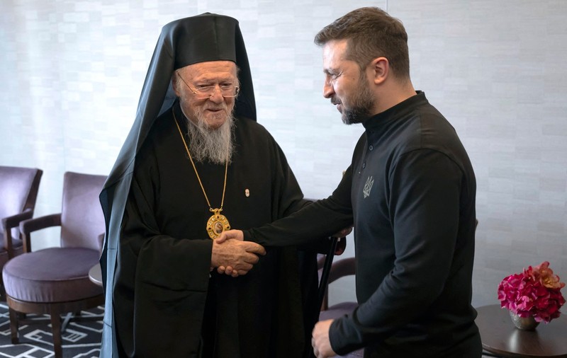 Volodimir Zelenski a discutat cu Bartolomeu I în contextul interzicerii Bisericii Ortodoxe din Ucraina subordonate Moscovei: „I-am mulțumit pentru sprijin”