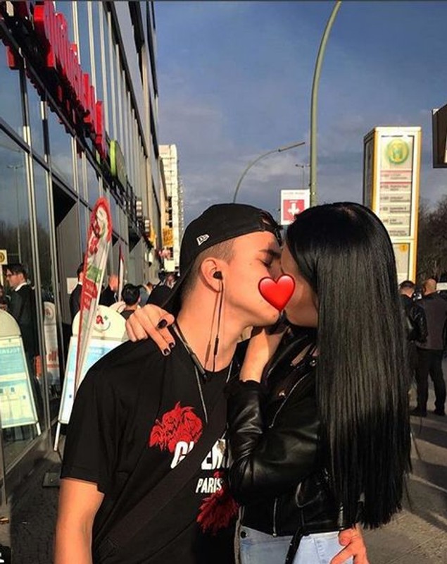Băiatul lui Laurențiu Reghecampf este îndrăgostit lulea. Cum arată fata cu care iubește | FOTO