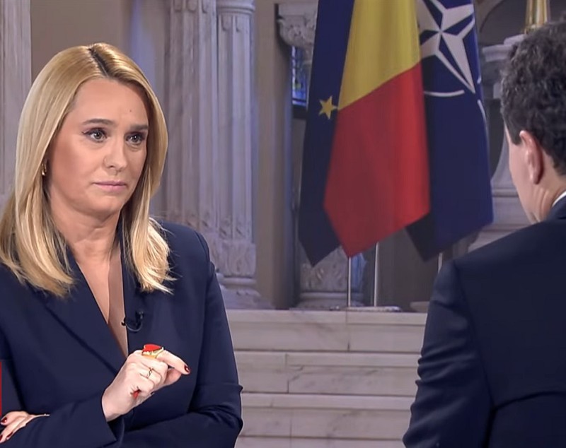 Întrebarea Andreei Esca l-a emoționat pe Nicușor Dan. S-a întâmplat în direct, la Știrile Pro TV: „Mămăliga cu lapte pe care o mâncam seara”