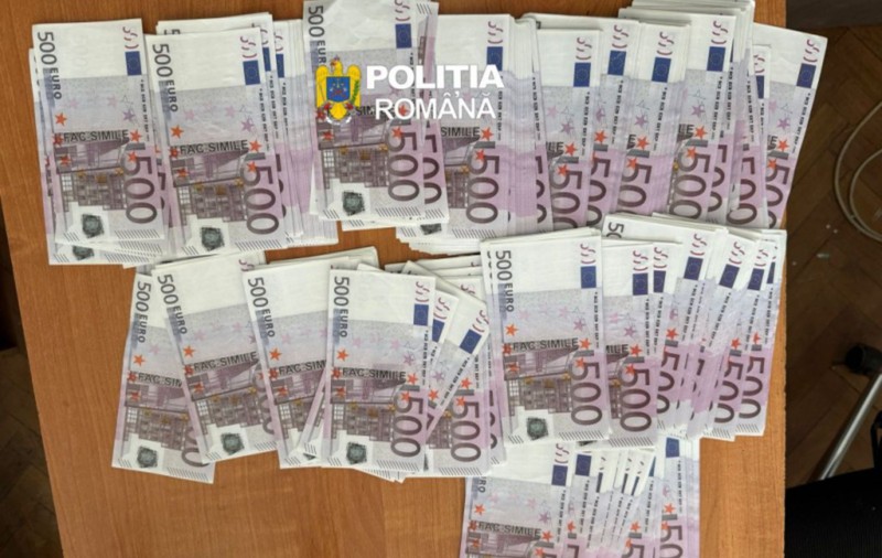Doi bărbați din Oradea s-au dus la Satu Mare cu 500.000 de euro falși în mașină și au fost prinși în flagrant