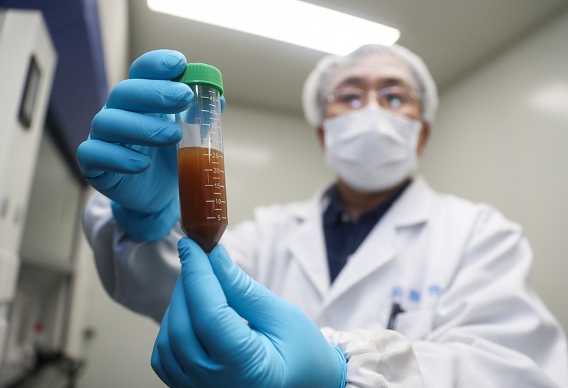 Şi cercetătorii chinezi spun că au obţinut rezultate bune în procesul descoperirii unui vaccin împotriva coronavirusului Foto: Hepta