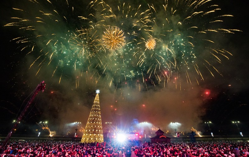 Un nou record all-time bifat la începutul lui 2020. Câte milioane de euro au cheltuit românii pentru Revelion