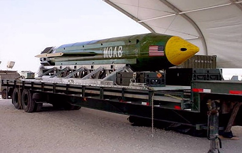 Ce e GBU-43/B MOAB, „mama tuturor bombelor”, cu care Netanyahu vrea să străpungă muntele nuclear al Iranului