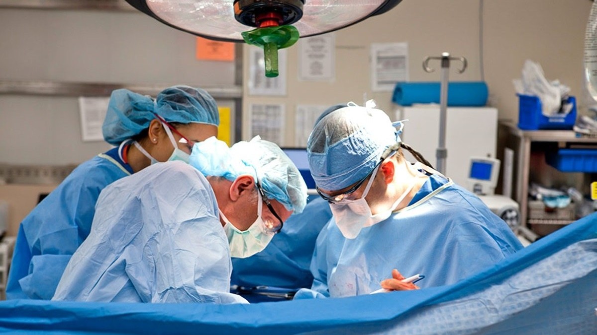 Medici despre transplant : Din 2016 până în prezent au fost oferite Eurotransplant 27 perechi de plămâni din care s-au recoltat 25