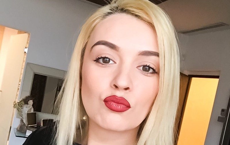 Diana Dumitrescu recunoaşte: "Am câștigat foarte mulți bani din telenovele, dar i-am tocat pe toți ca o blondă”