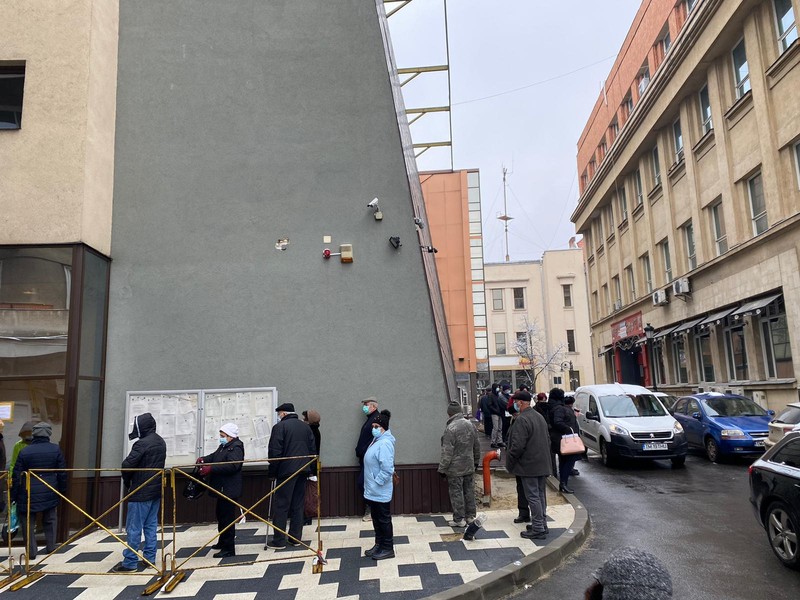 Restricțiile impuse de pandemie îngreunează accesul cetățenilor la ghișeele pentru plata impozitelor la Timișoara