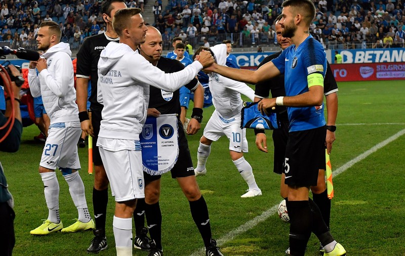 Nicușor Bancu, derapaj rasist, la meciul Universtatea Craiova - Viitorul: ”Nu se poate ca un căpitan de echipă să îi spună așa ceva lui Bradley de Nooijer”