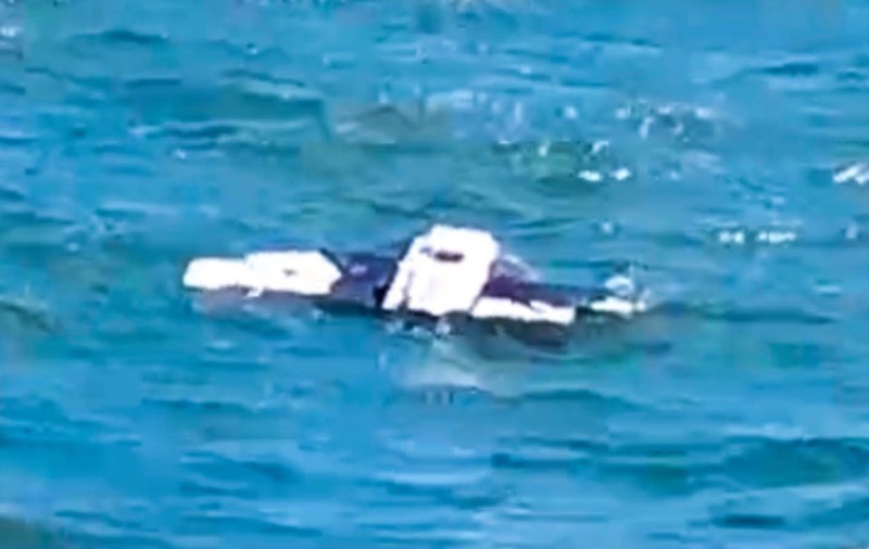 Al treilea fragment de dronă adus de mare pe litoral într-o singură zi a fost descoperit pe plaja Modern din Constanța
