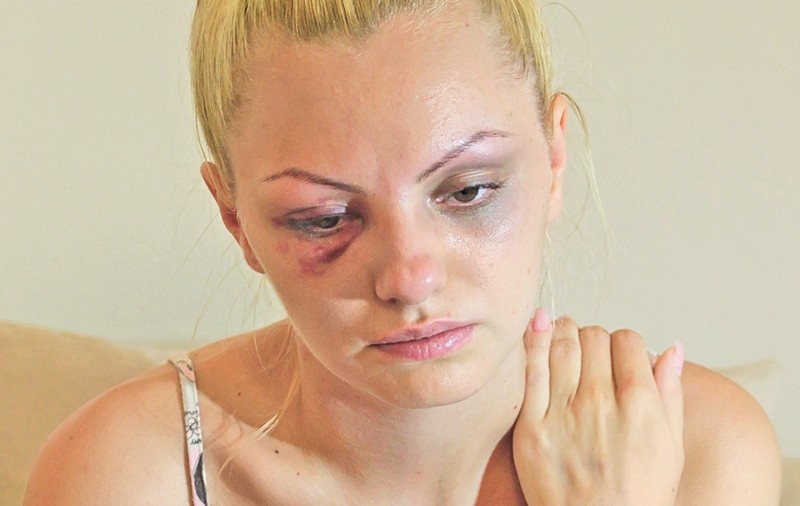 BĂTAIA încasată de Alexandra Stan, SURSĂ de BANCURI pe Internet. Uite CE LE-A DAT PRIN CAP internauţilor