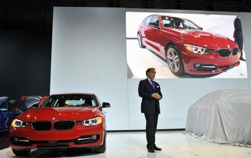 Top 4 cele mai tari glume din industria auto! Vezi ce păcăleli le-au făcut BMW, Volvo, Toyota sau Subaru clienţilor lor!