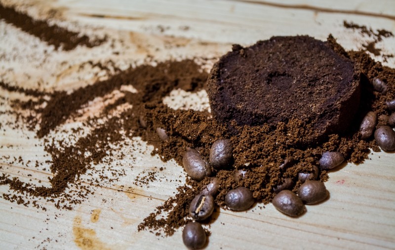 Întrebuințări surprinzătoare ale cafelei - ce poți face cu cafeaua și cu zațul