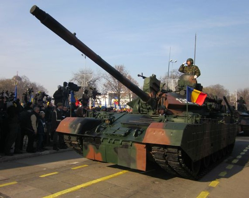 Ce poți face de 1 decembrie 2016 la Alba Iulia. Concerte, parada militară și două tone de fasole la ceaun de Ziua Națională