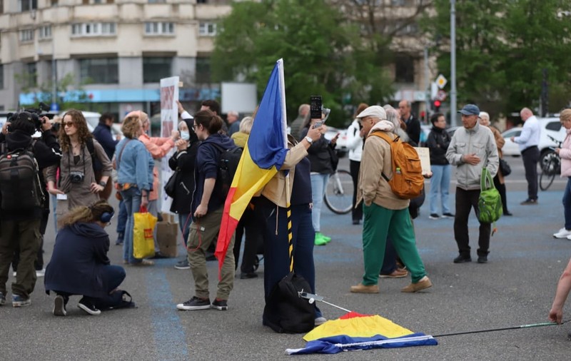 Manifestație de sprijin pentru Ilie Bolojan, luni seară, în Piața Victoriei: „Administrație reală, nu spectacol politic”
