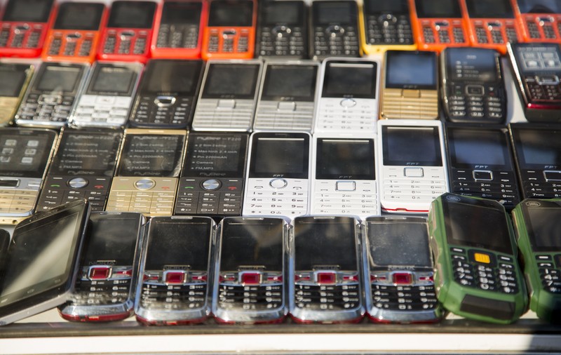 EXCLUSIV. Bursa telefoanelor din pușcării: După gratii, un mobil costă și 10.000 de lei