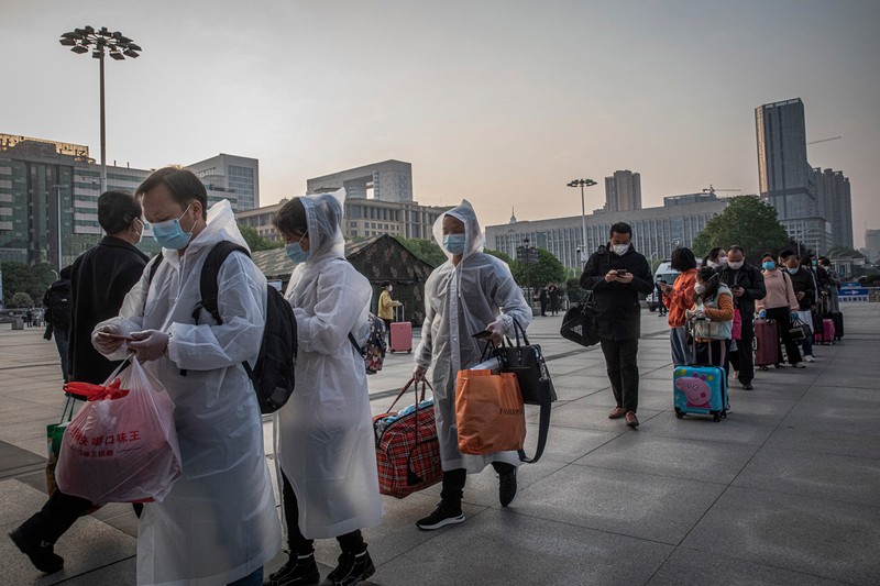 Provincia Hubei, din China, considerată zona de origine a virusului, are o climă umedă, cu temperaturi ridicate | Foto: EPA