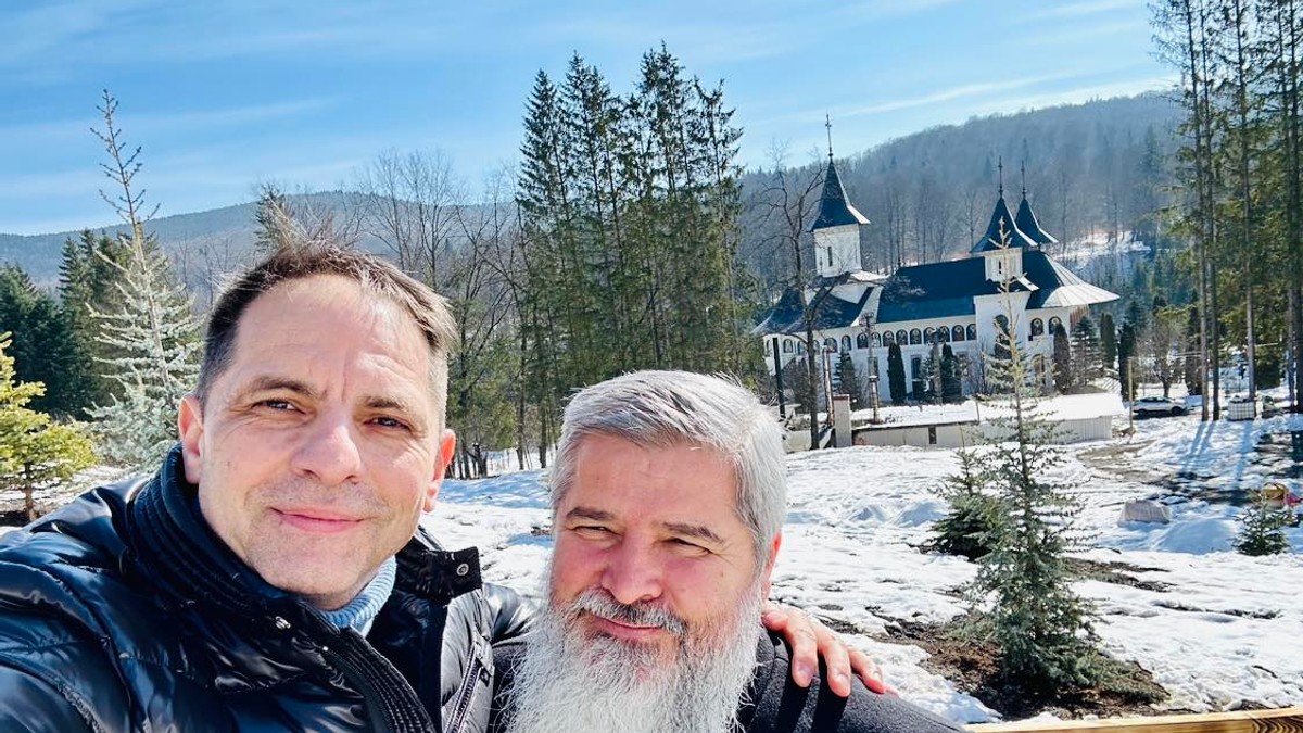Dan Negru și Părintele Cleopa