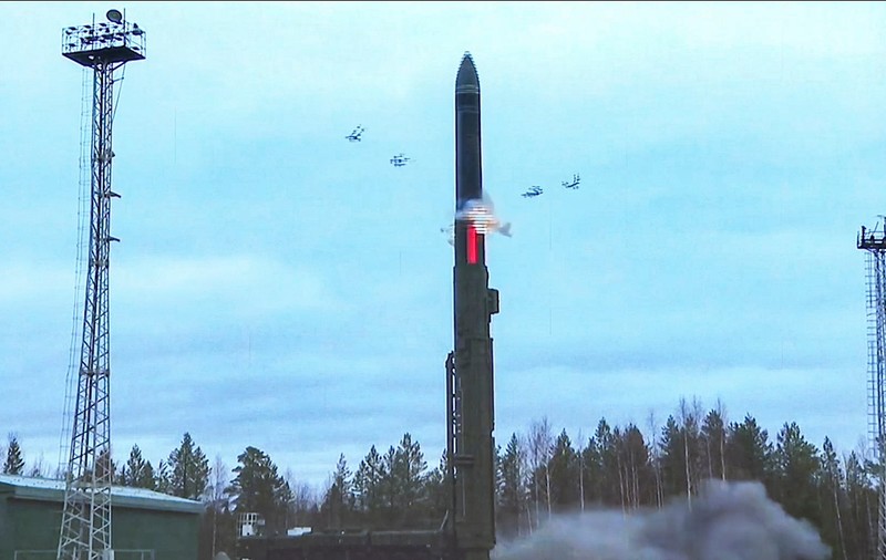 Rusia a simulat, în plin război cu Ucraina, un „atac nuclear masiv de ripostă”. Exercițiul, supervizat de Vladimir Putin