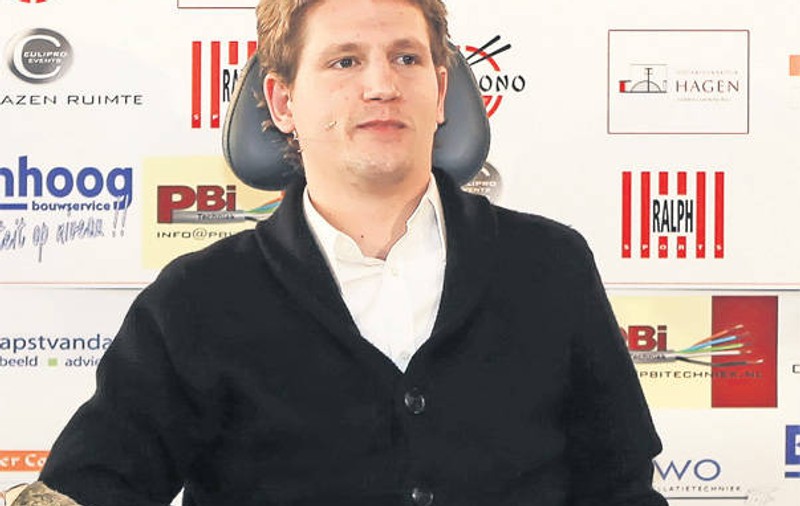 Neşu munceşte de ziua lui