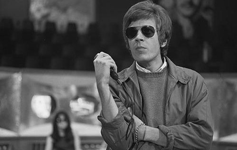 Cântăreţul Scott Walker a murit. Fostul membru al formației "The Walker Brothers" avea 76 de ani