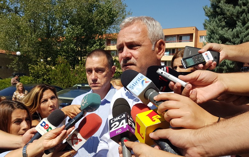 REPORTAJ/ Cum s-a văzut întâlnirea PSD-ALDE de la malul mării. Dragnea s-a asortat cu Tudose și s-a ”reglat” cu Tăriceanu