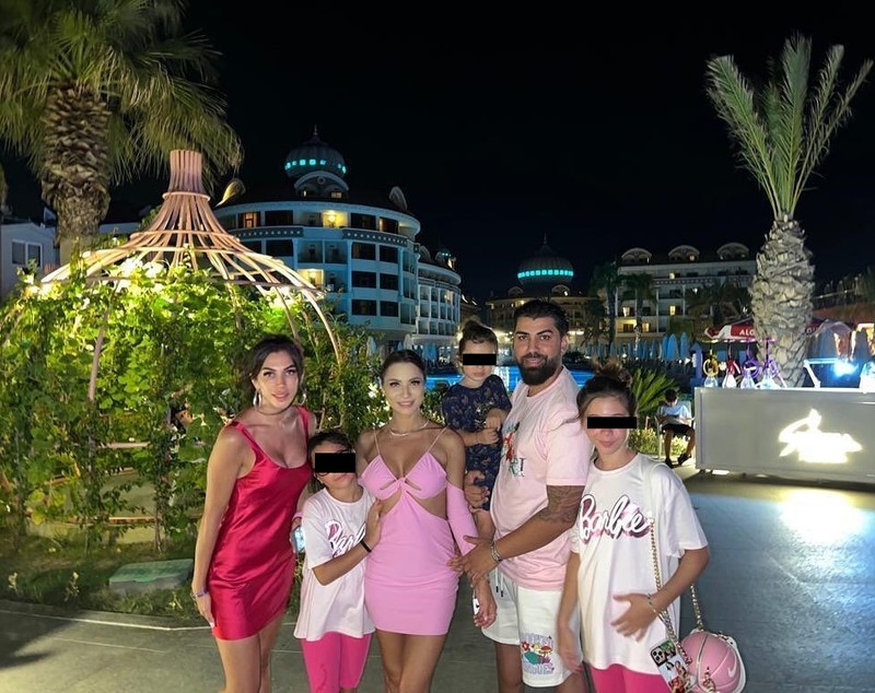 Cu cine a plecat în vacanță Raluca Pastramă, după zvonurile divorțului de Ibrahim. Se relaxează în Turcia