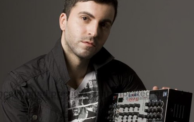 George de la Deepcentral se însoară la vară