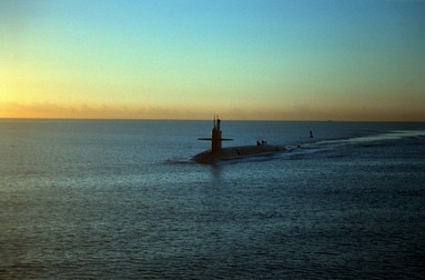 Submarinul nuclear USS HENRY M. JACKSON (SSBN-730) surprins în timp ce se îndreaptă spre Stația Navală Pearl Harbor, Hawaii. Imagine cu caracter ilustrativ Foto: Profimedia