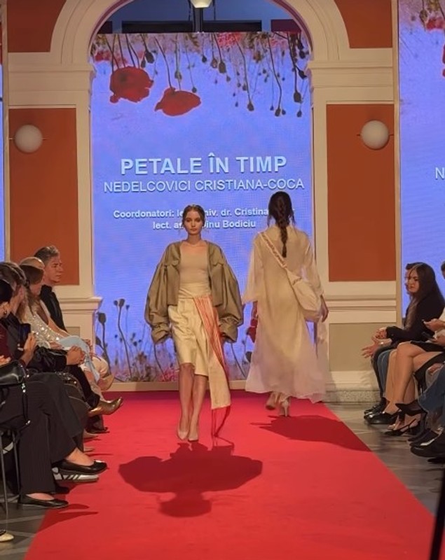 Irina Columbeanu calcă pe urmele mamei sale. Fiica lui Irinel și a Monicăi Gabor a defilat pe podium în Cluj