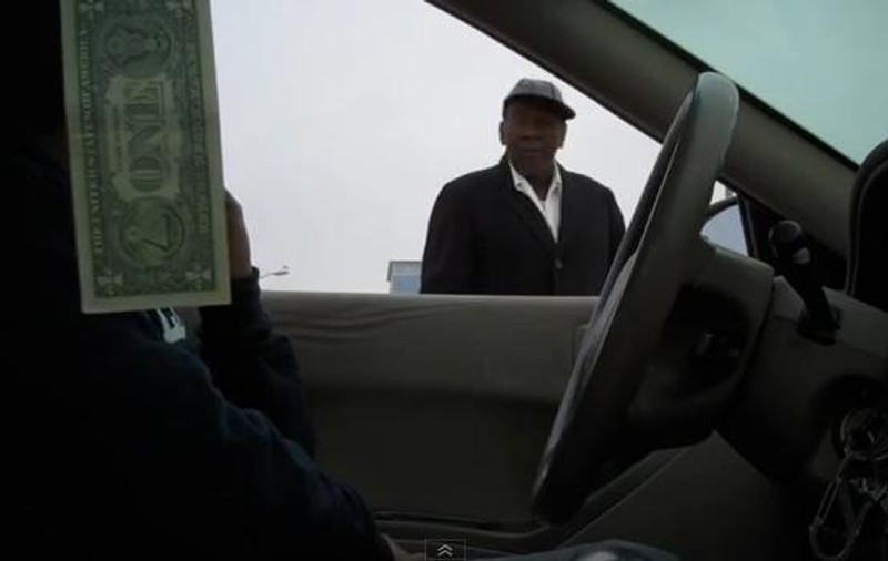 Banii pe care nu îi vrea nimeni! ”Bancnota posedată” a băgat în sperieți lumea! VIDEO