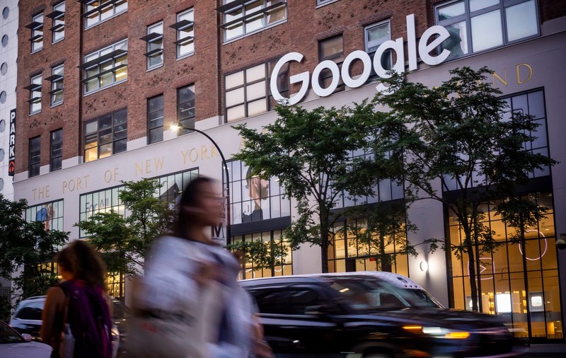 Google l-a concediat pe inginerul care a spus că sistemul de inteligență artificială al companiei gândește singur