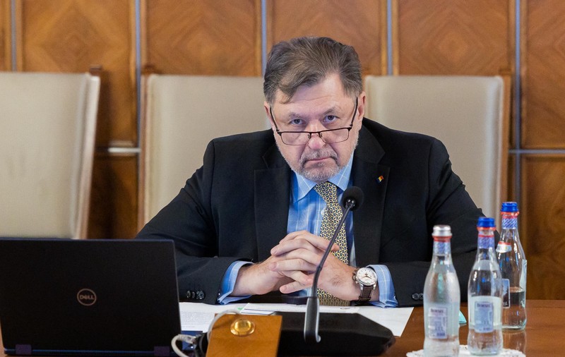 Recomandările făcute de Ministerul Sănătății înainte de începerea școlii. Profesorii și elevii, sfătuiți să se vaccineze și să poarte mască