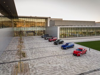Fabrica Jaguar din Slovacia Sursa: Jaguar