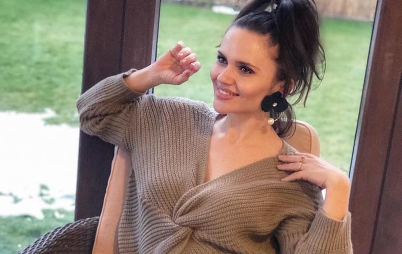 Cristina Șișcanu își pregătește fiica de sărbători. Ce reacții a provocat cu ținuta aleasă pentru micuță