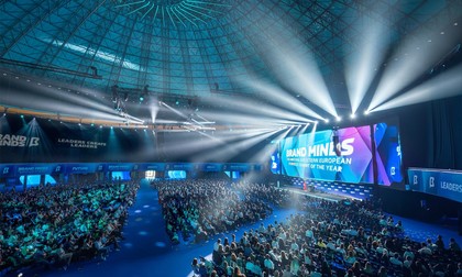 BRAND MINDS Summit