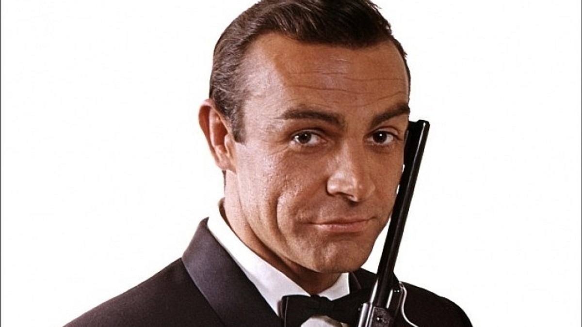 Pistolul folosit de Sean Connery în primul film din seria ”James Bond”, scos la licitație. Cu cât ar putea fi vândut