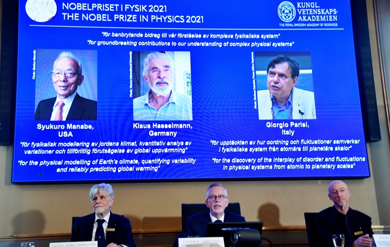 Premiul Nobel pentru fizică 2021, împărțit de trei cercetători, pentru contribuţii inovatoare în înţelegerea climei şi a sistemelor fizice complexe