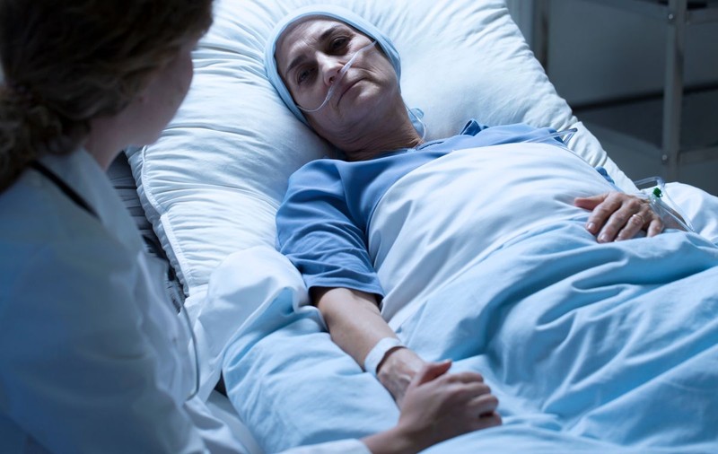 Mai puțin cu 10.000 de bolnavi de cancer diagnosticați în anul pandemiei față de 2019, arată INSP. „Sistemul va fi copleșit nu numai numeric, ci cu cazuri disperate”