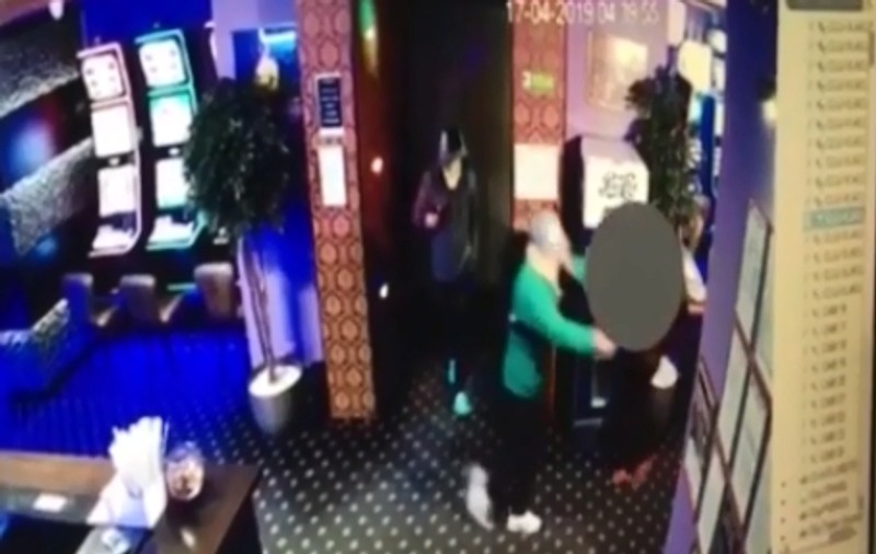 Tâlharii care au intrat cu pistolul într-o sală de jocuri din Cluj și au furat încasările au fost prinși de polițiști