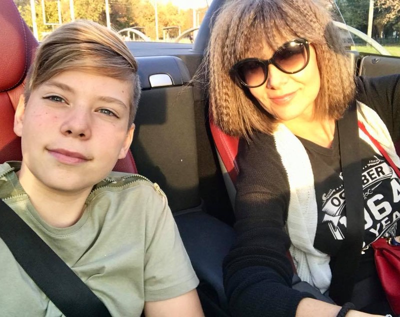 Ce mare și super frumos s-a făcut fiul Romaniței Iovan. "Viitorul manechin al României" | FOTO