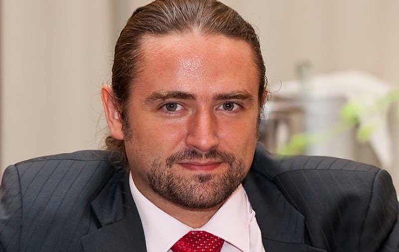Proiect de limitare la 4 ani, o singură dată, a mandatului șefilor de servicii; Sunt vizați directorii SRI, SIE, STS și SPP
