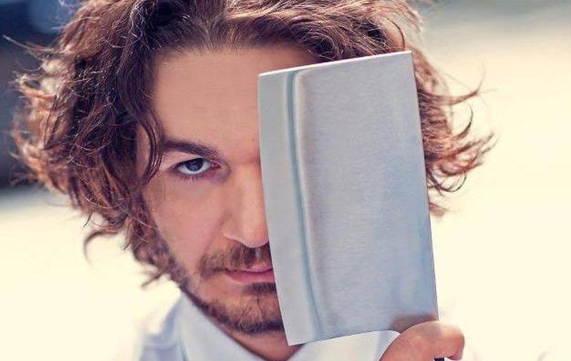 CHEF FLORIN DUMITRESCU simte NEVOIA să se JUSTIFICE! Uite ce spune despre FARFURIILE ARUNCATE pe JOS la MASTERCHEF!