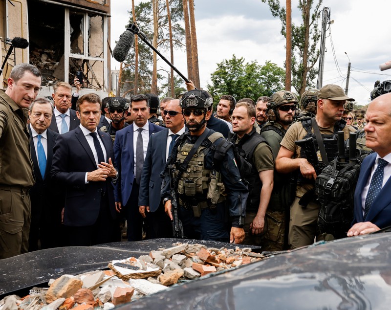 Cei patru lideri UE, primiți de Zelenski la Kiev. Iohannis, după vizita de la Irpin: „Nu există cuvinte care să descrie tragedia inimaginabilă”